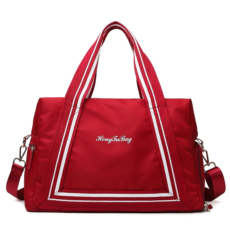 Expandable Travel Duffle in Two Size Options Red20 × 41 × 26 cm color SKU reference