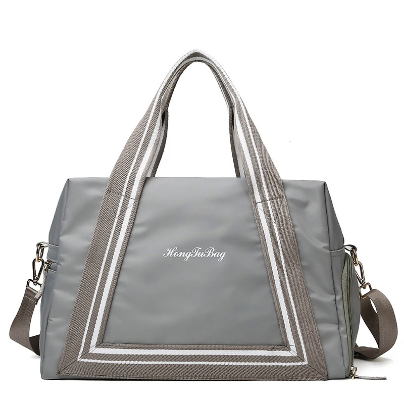Expandable Travel Duffle in Two Size Options Gray46 × 23 × 27 cm color SKU reference