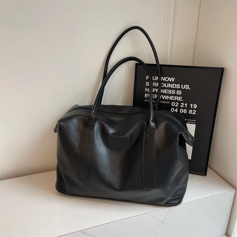 Embossed PU Everyday Handbag with Zipper Closure Black color SKU reference