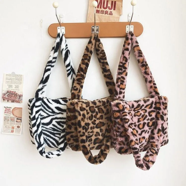 Animal-Print Shoulder Tote with Six Style References product reference image