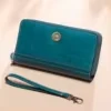 Double-Zip Long Wallet with Wrist Handle Green color SKU reference