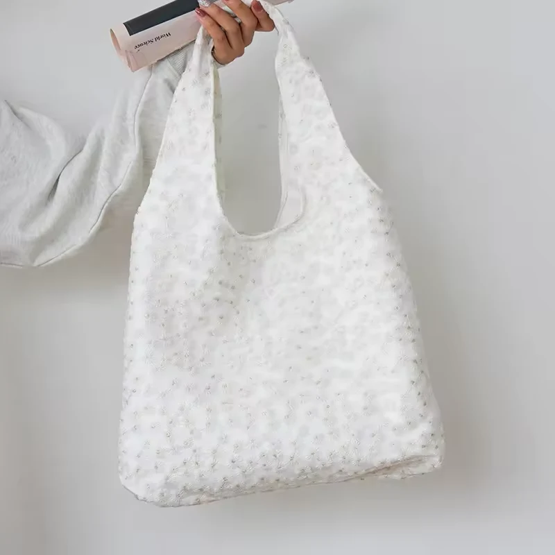 Soft Daisy-Texture Shopping Tote product reference image