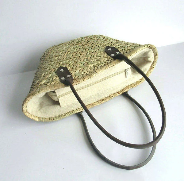 Grass-Woven Bucket Tote with PU Handle Reference 1 color SKU reference