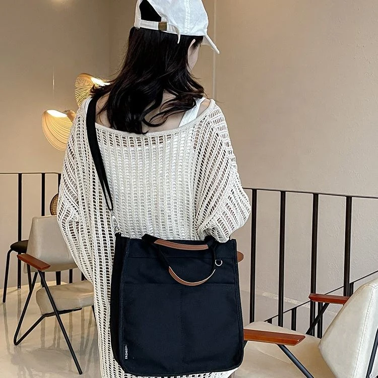 Canvas Everyday Tote with Four Color References product reference image